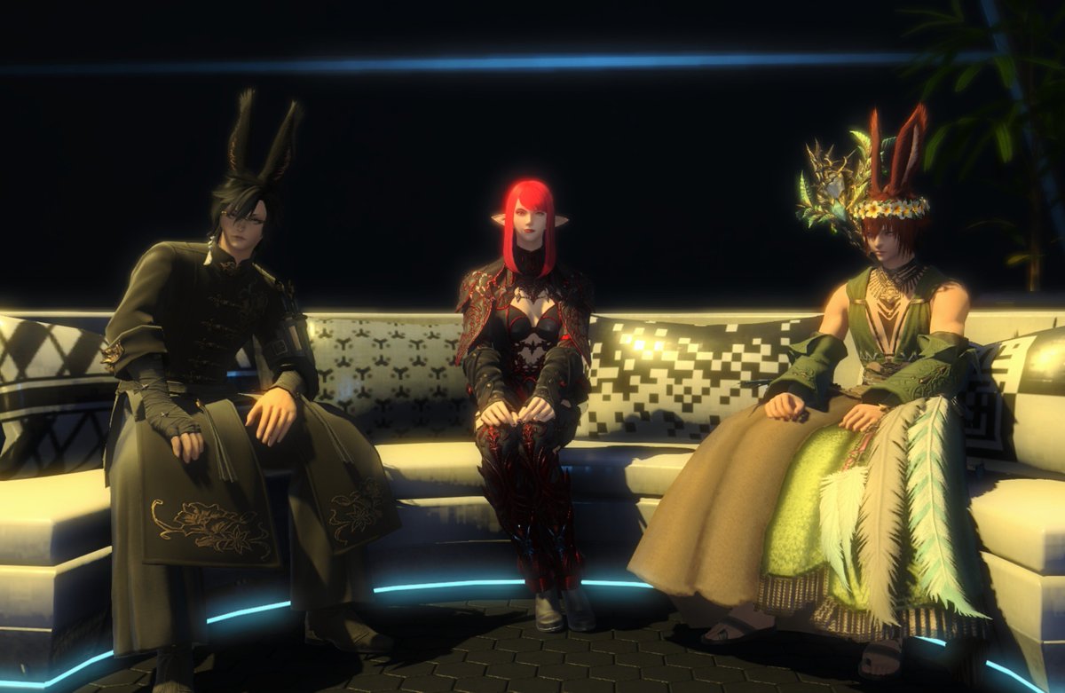 aeonbun's tweet photo. forgot to take a clear pic so I took this low quality gpose but we did it!! I even got the earrings coffer 🙏

also shoutout to that sch who told me to heal when I was spamming everything I had and they couldn't even do one concitation for a 10 stacks raidwide https://t.co/K8bGNPSxep