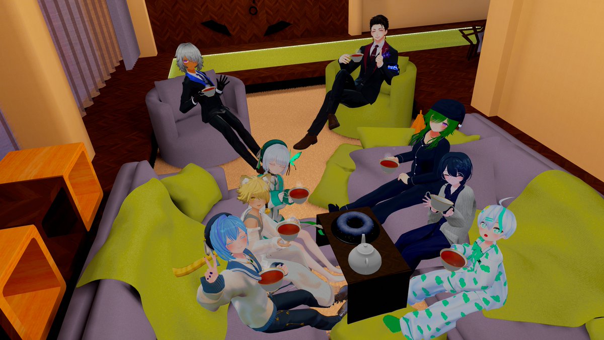 Campa_Regulus's tweet photo. お誕生日の日はみんなが帰った後にちょっぴり夜更かし！
起きてた子たちを誘ってプチティーパーティーしたよ✨
#カムパステラ https://t.co/TIr9cjvCIi