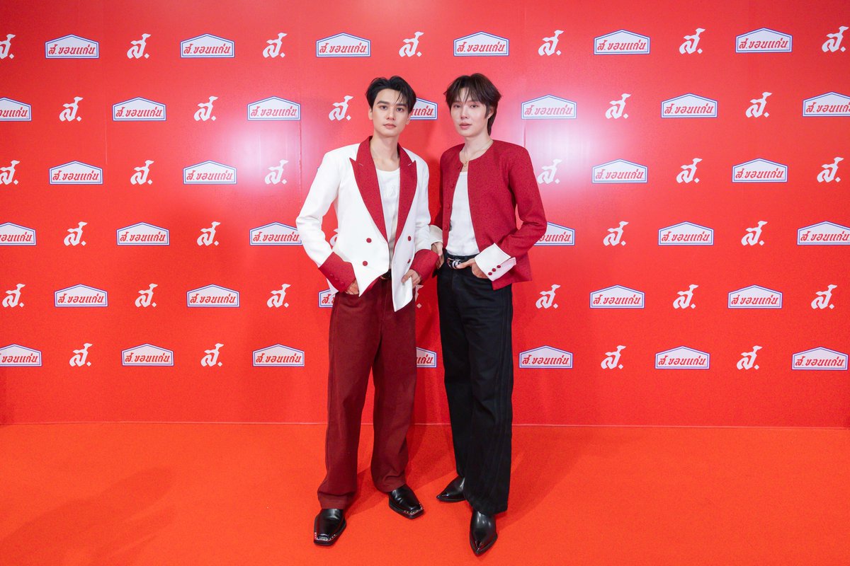 skhonkaenth's tweet photo. ❤️🦆🐰 หนึ่งวันเต็ม ๆ กับความสุข รอยยิ้ม และโมเมนต์ที่ทำให้ฟินกันแบบเต็มพิกัด!

📸 รวมภาพบรรยากาศสุด Exclusive! จากงาน  KNP FAN MEET with ส.ขอนแก่น  #สขอนแก่นxKNP #สขอนแก่น #KengNamping  ส่วนหนึ่งมาให้ทุกคนได้ย้อนโมเมนต์สุดน่ารักกันอีกครั้ง

ขอบคุณ ชาวโอ๋โอ๋ ทุกคนที่มาร่วมเป็นส่วนหนึ่งของวันพิเศษในครั้งนี้ ❤️

ส.ขอนแก่น ขอ ขอบคุณทุกเสียงเชียร์ ทุกพลังซัพพอร์ต และทุกความรักที่มอบให้ เก่ง-น้ำปิง รวมถึง ส.ขอนแก่น ตลอดมา

แล้วพบกันใหม่ในกิจกรรมครั้งหน้า
ส.ขอนแก่นจะพาน้องไปทำถึงแบบไหนต่อ ต้องรอติดตามกันครับ! 🇹🇭🔥

📍 สามารถติดตามภาพกิจกรรมเพิ่มเติมได้ที่
https://t.co/WbW6dlkXsq