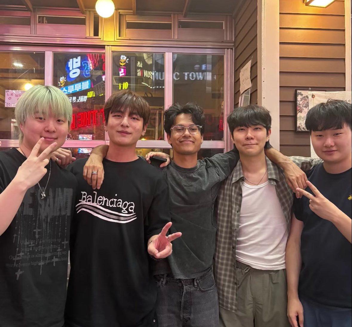ngj8v's tweet photo. 하이요 https://t.co/M2fkwzY3Wg