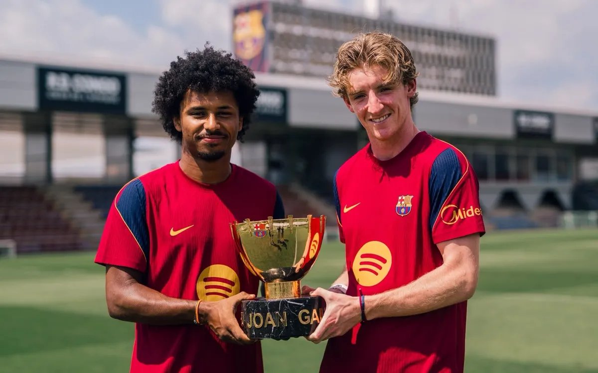 FCBarcelona_26's tweet photo. Preparando la Final... https://t.co/jlZRJPBeXk