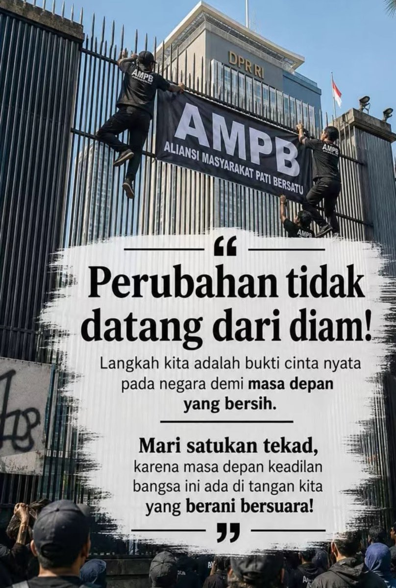 Kopipait__78's tweet photo. Semakin tinggi saja pagar rumah wakil rakyat. https://t.co/FKejdgcpK5
