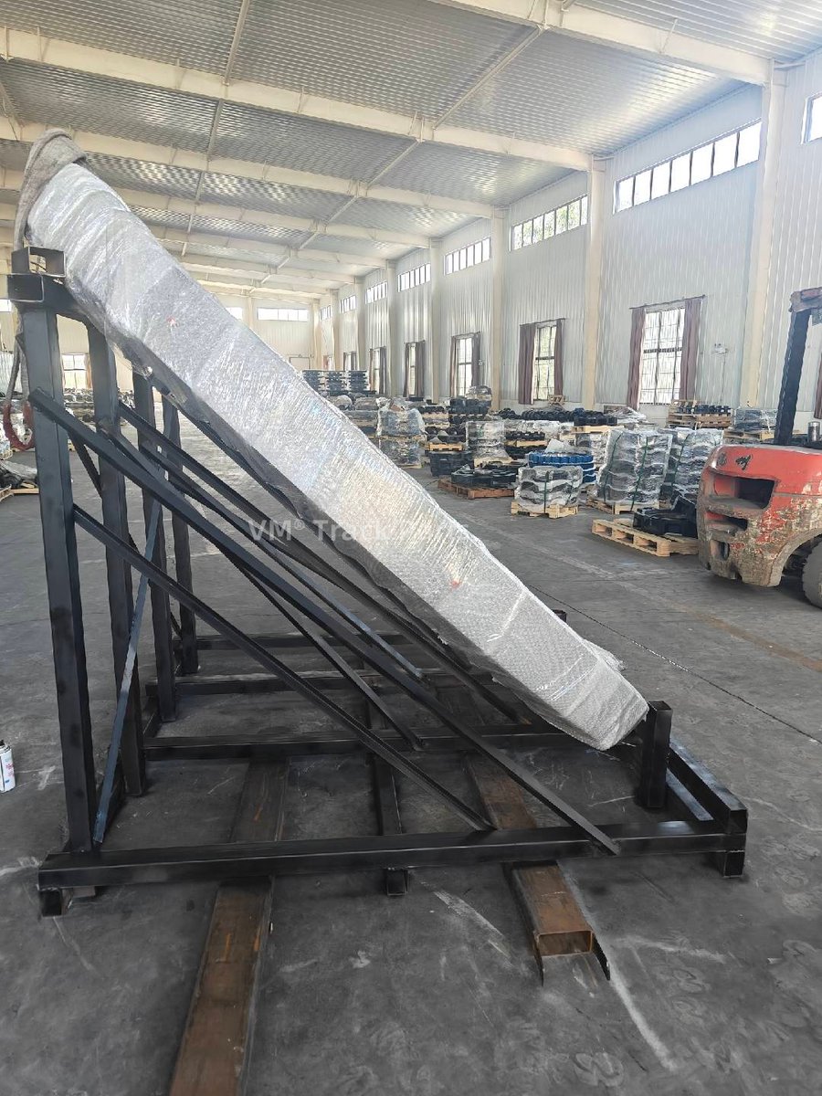 VM_parts's tweet photo. IHI CCH2800 Slewing Bearing
#IHI #CraneParts #UndercarriageParts #HeavyEquipment #Construction #CrawlerCrane #CCH2800 #VM https://t.co/HtBEPVGhg5