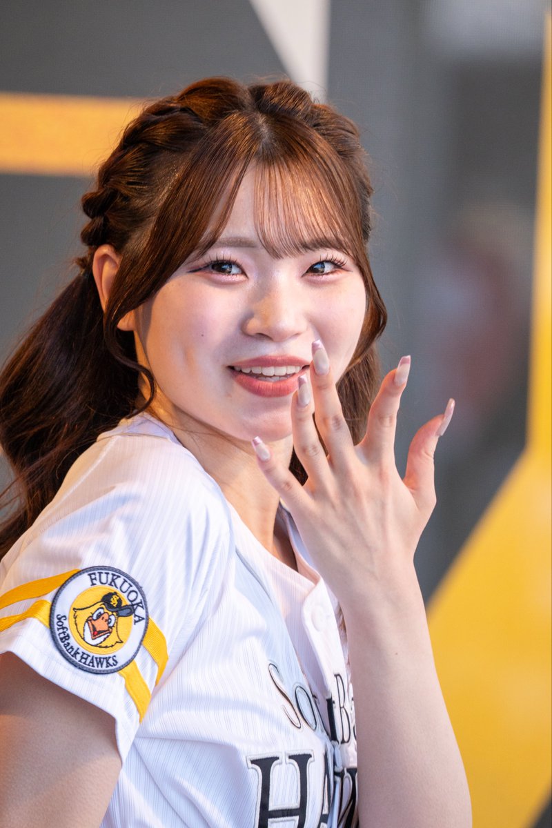 oponswim's tweet photo. 2026.8.22
FAN! FUN! STAGE

#sbhawks
#hawksHoneys 
#AOI

AOIちゃんは可愛い系でパフォーマンスも素晴らしい👍 https://t.co/sgpA0Erexp