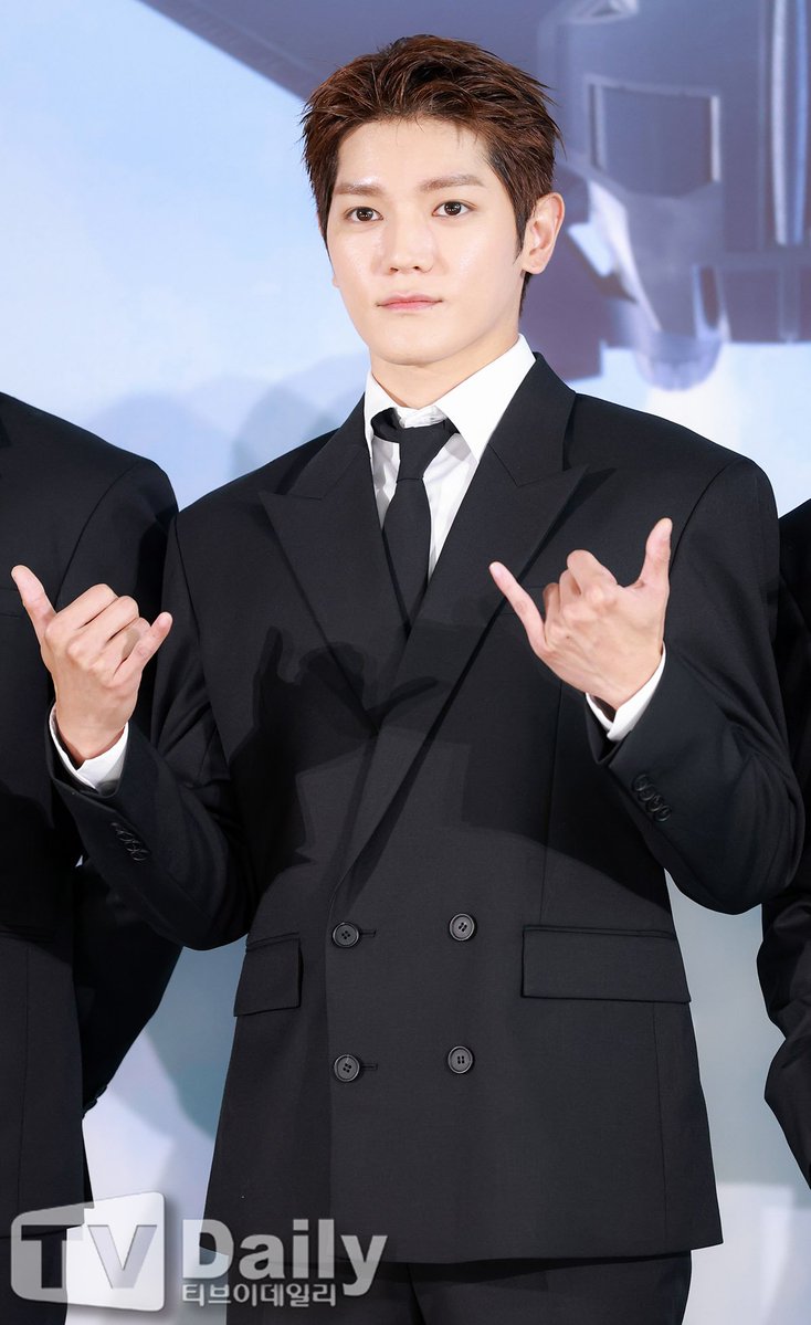 TeamLTY's tweet photo. [ARTICLES] 260824 ‘Blingy’ Press Conference #TAEYONG 

React + Share

https://t.co/LWbRrcyP2U
https://t.co/X1bxm1t9A3
https://t.co/UPR7GDS7Ht
https://t.co/0m2CVvwO2Q
https://t.co/pQwRohLj7I
https://t.co/nzbihhbPoY
https://t.co/KXx7pXHErM
https://t.co/QHcVcdglPz

#태용 #テヨン https://t.co/CJ70NCWPLz