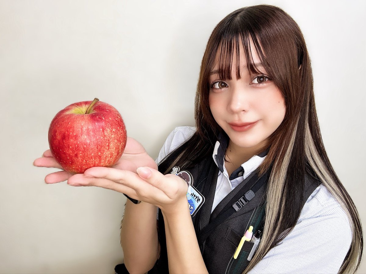 dynam_hikone's tweet photo. 聞いて聞いて🦈💖 甲信ダイナム
に新しいアカウントができたみたい✨

その名も…
  🍑🍎「#ももりんご」🍎🍑
.⋆𝜗𝜚🍎@koushin_dynam🍎.⋆𝜗𝜚

どんな投稿が出てくるのか気になるっ🤭
みんなも覗きにいってみて〜🦈💨 https://t.co/zVBwxbaB0N