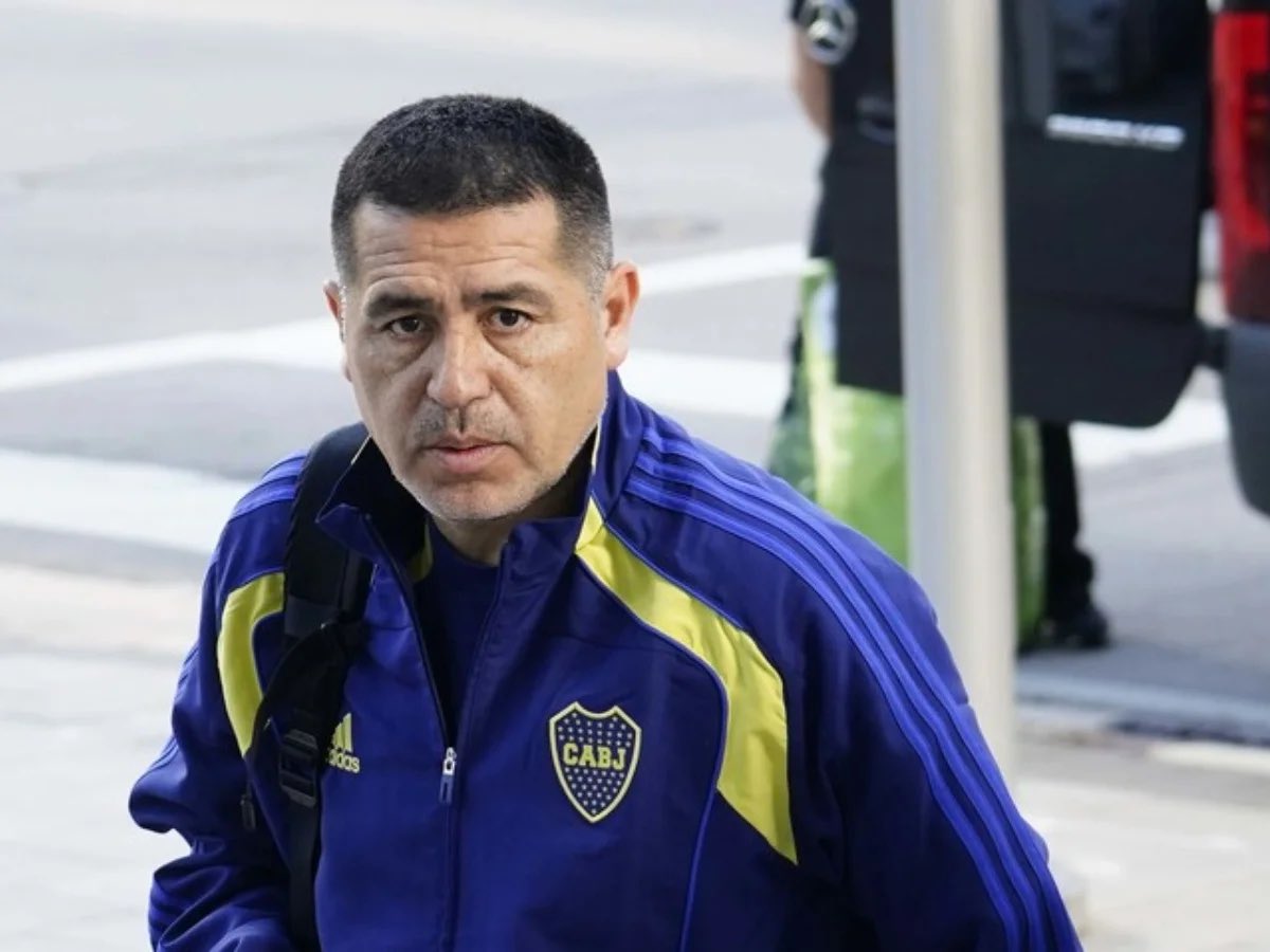 Marraxeneize's tweet photo. ❌ Boca no levantó
❌ Boca no mejoró
❌ Boca no juega bien
❌ Boca no tiene un buen plantel
❌ Boca no está para campeón

✅ BOCA HOY ES UN EQUIPO MEDIOCRE DE MITAD TABLA

Y el que no quiere ver ésto ES UN CIEGO. https://t.co/7KkxYv3Xkj