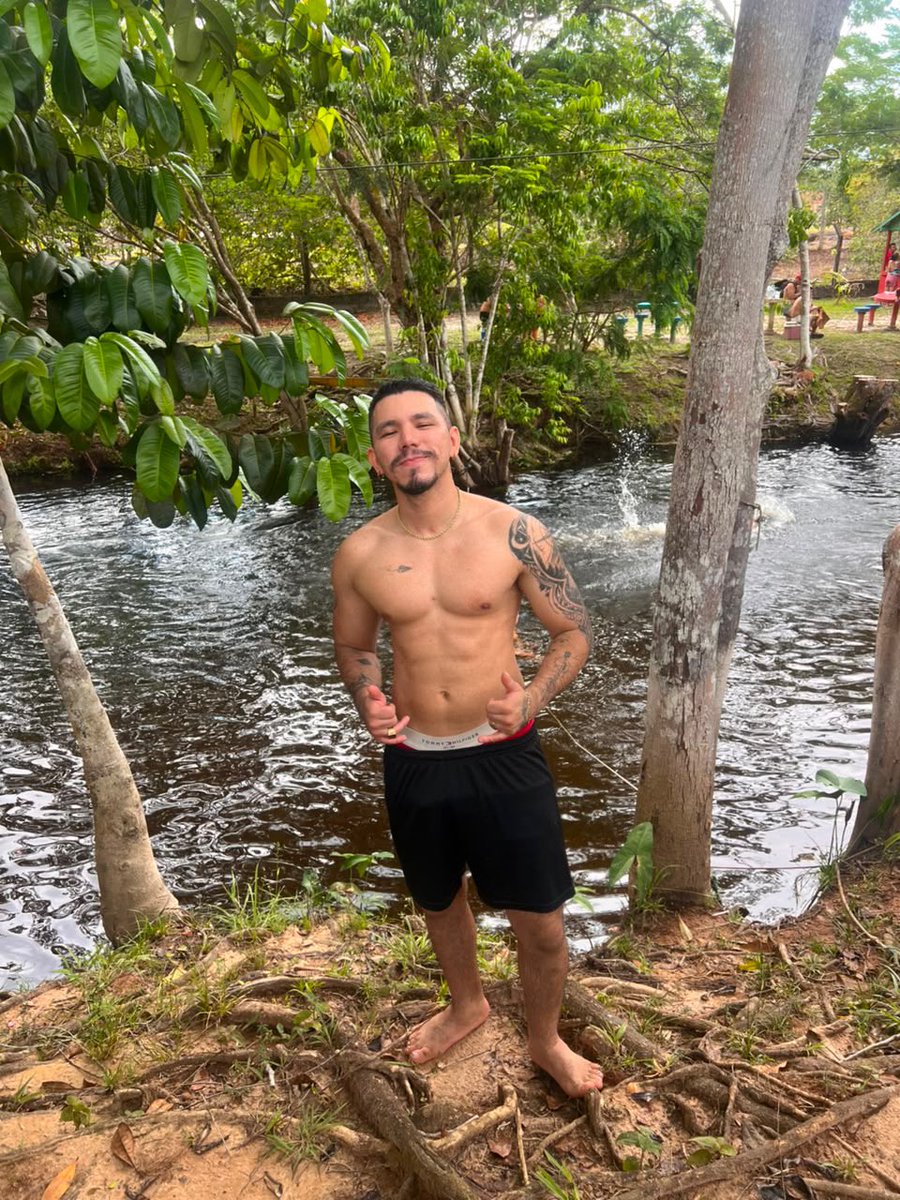 jarlesonoli's tweet photo. Fim de semana na cachu. https://t.co/r8xdvzPDVD