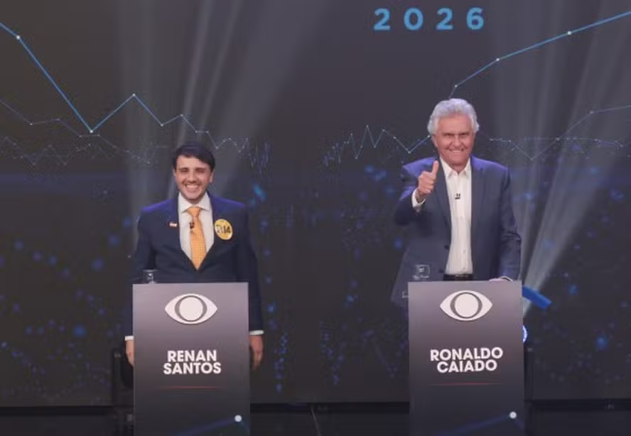 RafaelFontana's tweet photo. Quando o pessoal falava "candidato nanico" eu não entendia. https://t.co/aBrrDXKUmY