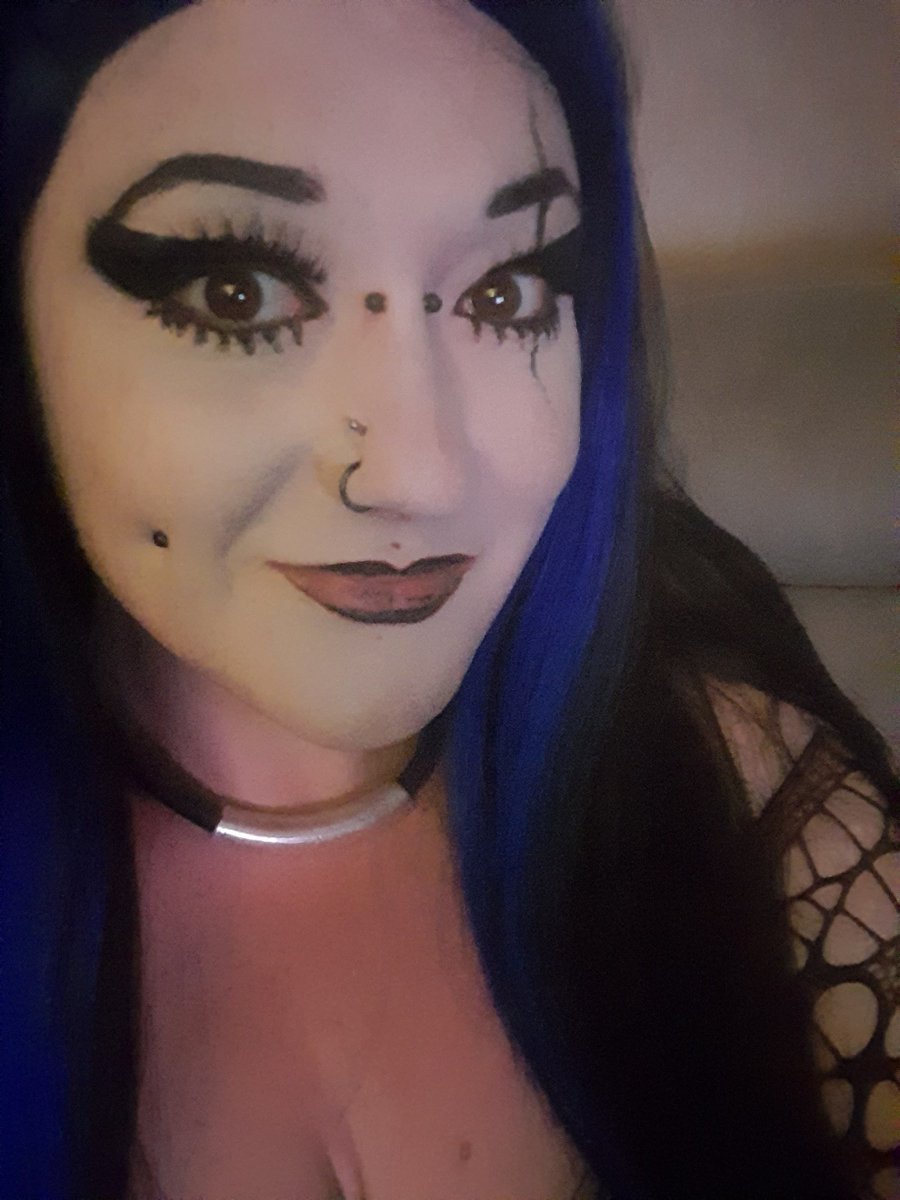 MidnightsRaven2's tweet photo. My new Killstar dress and makeup look Aug 26

#Goth #Gothgirl #Gothbbw #plussizegoth #bigtittygoth #bigtitsgoth #bignaturaltits #bignaturalboobs #bigtits #bigboobs #bdsm #fetish #content #clips #pawg #bigarse #bigass #femdom #corset #fishnets #fetishwear #onlyfans https://t.co/jC4MDrK7Gg