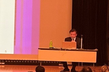 FDMA_SYOBODAN's tweet photo. ＃消防団 の入団促進、充実強化や活性化の方策について豊富な知識・経験をもつ消防団等充実強化アドバイザーを各地に派遣❗
７/12 ＃長崎県諫早市 でアドバイザーの太田和弘様から大規模災害時の ＃機能別消防団員 の効率的な運用や ＃避難所運営支援  ＃避難誘導 などの活動体制について講演いただきました🎤