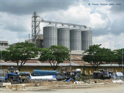 HaiAuGroup's tweet photo. 15 NĂM CUNG CẤP MÁY LÀM ĐÁ VIÊN CÔNG NGHIỆP TOÀN QUỐC – VÌ SAO NHIỀU ĐƠN VỊ CHỌN HẢI ÂU GROUP? 📷📷
#HaiAuGroup #MayLamDaHaiAu #MayLamDaCongNghiep #HA500A #MayLamDaVien #DaSach #BotMiBinhDong #ThietBiFB #BaoHanhToanQuoc https://t.co/9I97Vv5tce