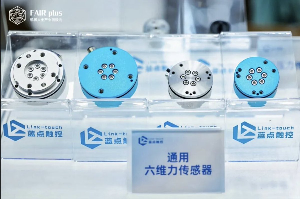 FAIRplus_sz's tweet photo. Force sensing is key to making humanoid robots more precise. 🤖

At FAIR plus 2026, LinkTouch showcased its latest force sensing solutions for humanoid robots and robotic joints.

See you at FAIR plus 2027, April 21–23 in Shenzhen.

#FAIRplus #Robotics #HumanoidRobots https://t.co/yQ9z12Cp52