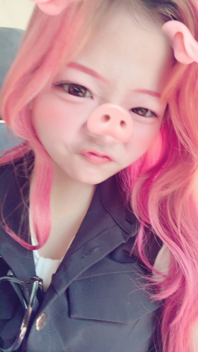 TAKOL1N's tweet photo. 本日はお休みなので家族旅行！！

 #まぁいっか  #新人アイドル  #たこりん  #名古屋 #旅行 https://t.co/pbzI2DLzcj