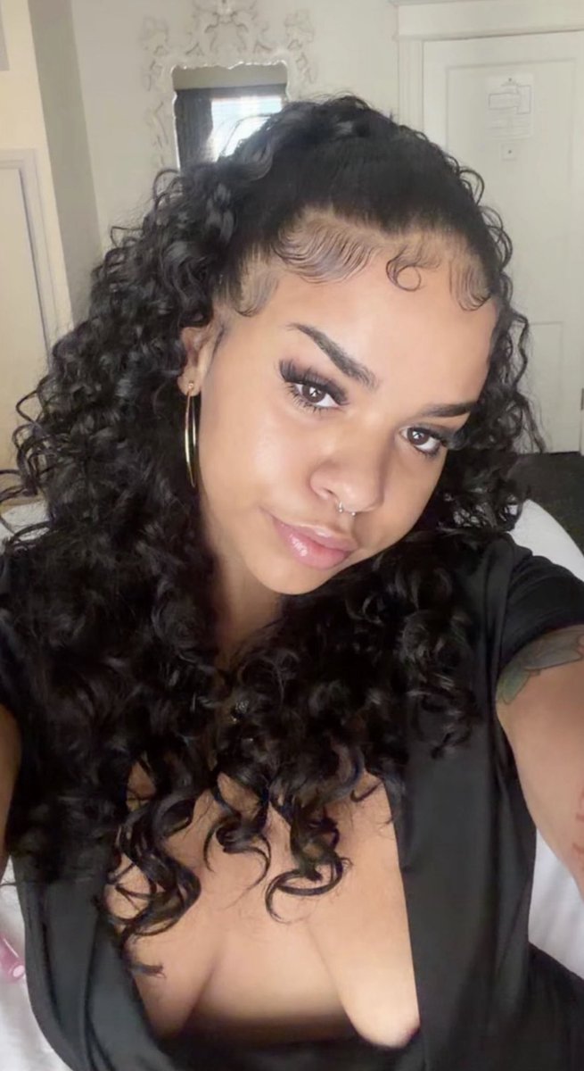 Down4fun27's tweet photo. A face you should come nut on🥳😩
https://t.co/5bm1b852W3 https://t.co/H2SPhFC7wD