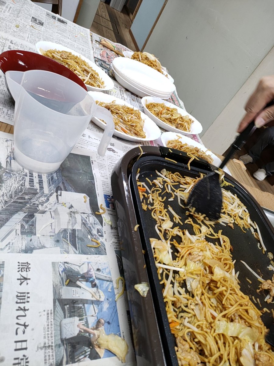 EPSChiroba's tweet photo. 今日のお昼は焼きそばです。具沢山でちょうど良い味付けで美味しいです！ https://t.co/b9gkOYanOi