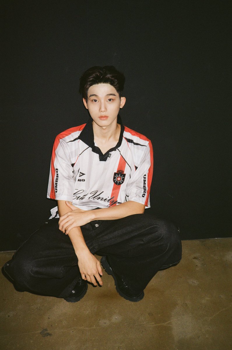 officialTheWind's tweet photo. THE WIND 4th Mini Album
Second Wind : S# 00

That's Smoove!
#최한빈 #CHOIHANBIN

#더윈드 #THEWIND
#Second_Wind https://t.co/mMfbe44G0e