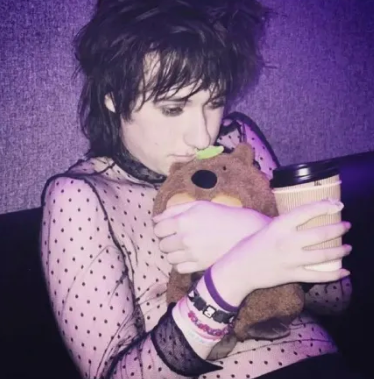 whydoucumhere's tweet photo. white drug addicts when they cant say nigga https://t.co/t3s9uGEoDY