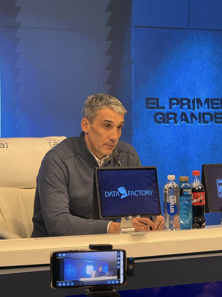 lichasantangelo's tweet photo. "De Elías Torres necesito un poco más, y se lo dije. Tiene un físico privilegiado, y una potencia que tiene que explotar y hacer sufrir a los rivales. También lo veo progresando, viene de una lesión y ni siquiera pudo jugar amistosos de pretemporada". 

🎙️ Juan Pablo Vojvoda. https://t.co/wwWTccIruj