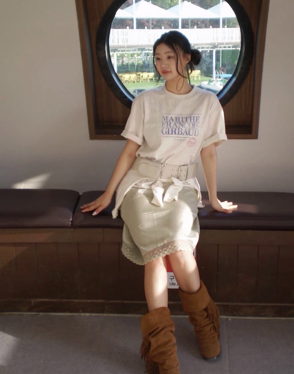 selectedbyJeffs's tweet photo. Marithe classic stamp logo tee  -1190฿

เสื้อยืดรุ่น logo stamp 

Size L43
OATMEAL L

-1190฿ส่งฟรีEMS

ของแท้ Layer

#maritheพร้อมส่ง https://t.co/5wU1eWVatH