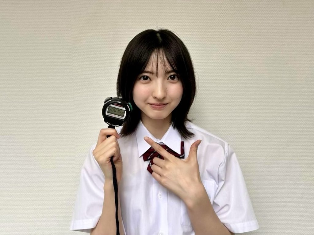 sakurazaka46's tweet photo. 本日8月24日(月)発売
「B.L.T. SUMMER CANDY 2026」に

#山田桃実 が登場しています🏃‍➡️🍑

ぜひチェックしてください🌸

#サマキャン #BLT #櫻坂46
https://t.co/NPROjbHMhh https://t.co/8R3YvAyhy6
