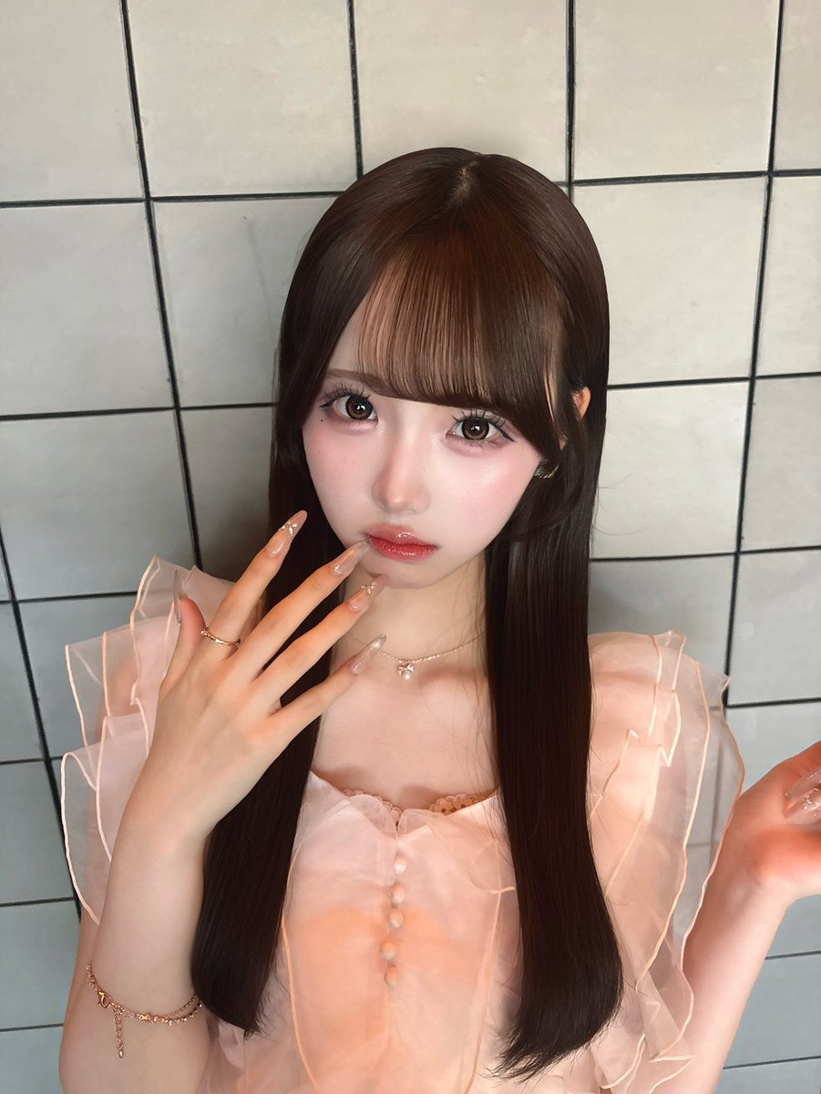 miona_10_17's tweet photo. 顔が可愛くて毎日たのしい♩自分だいすき♡ https://t.co/2VuLldSkFA