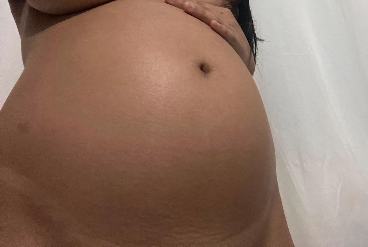 podolatrias7's tweet photo. Alguem gosta de gravidinha?
#vendopack 
#vendopacks 
#sexting 
#nsfw 
#fetiche
#Pregnant 
#PEITOSWARDSㅤ 
#XOTAAWARDSㅤ 
#BUNDAAWARDSㅤ https://t.co/AS7gvSJpSN
