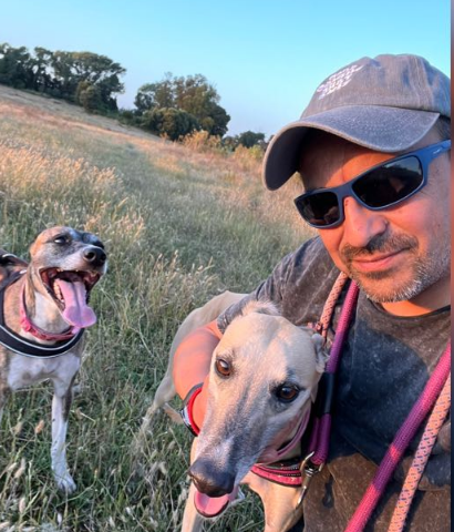 cesar_tco_vald's tweet photo. @PilarGinesta @OrtizPatriota #galgoslibres https://t.co/TV8cspD2lR