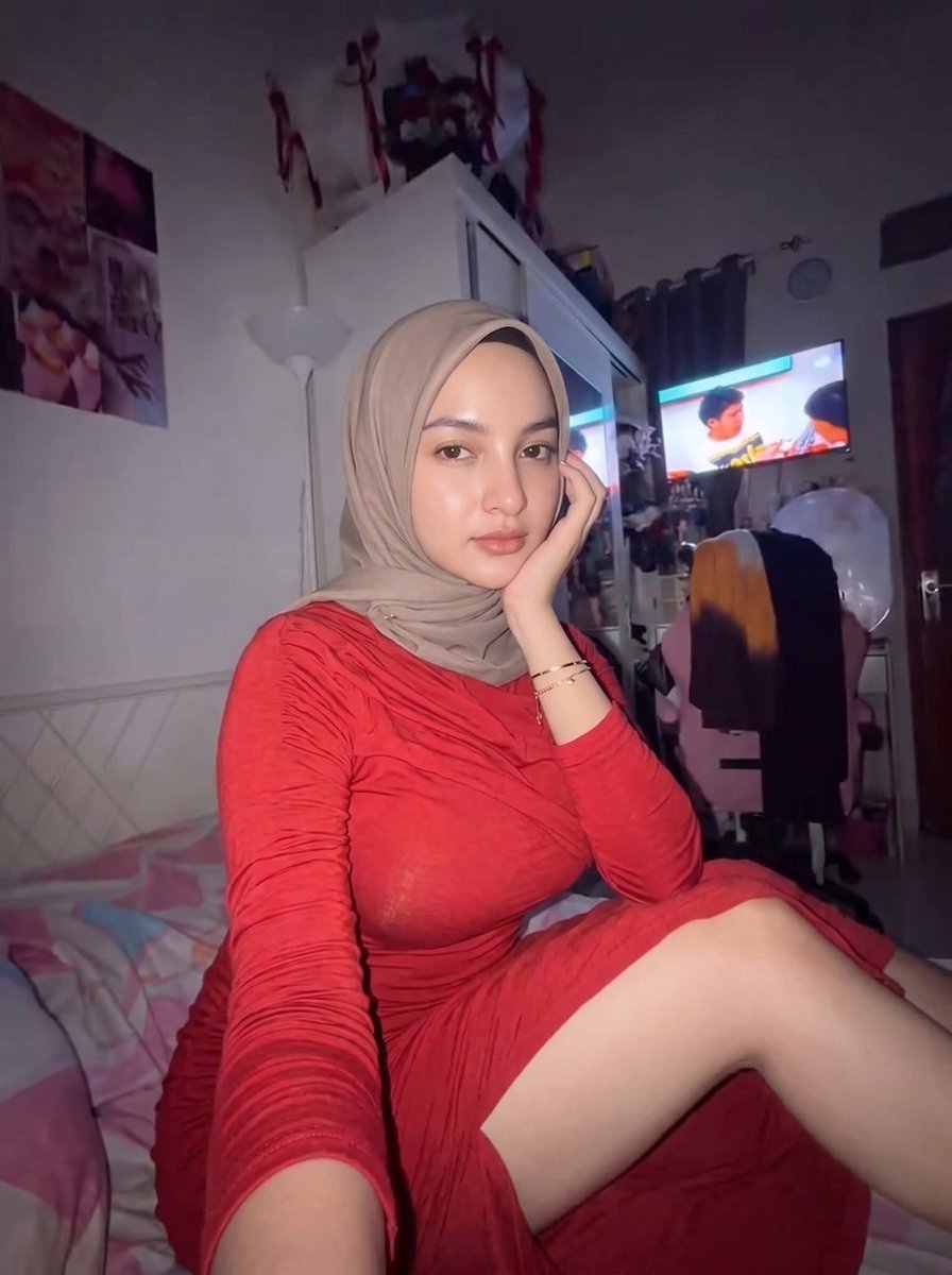 GameBoy1451's tweet photo. Masih nunggu mantan ,,,
Belum Dateng si,,

Keburu suami pulng kerja ihhhhh,,,
Udah siap ini https://t.co/lCrrEHdyDz