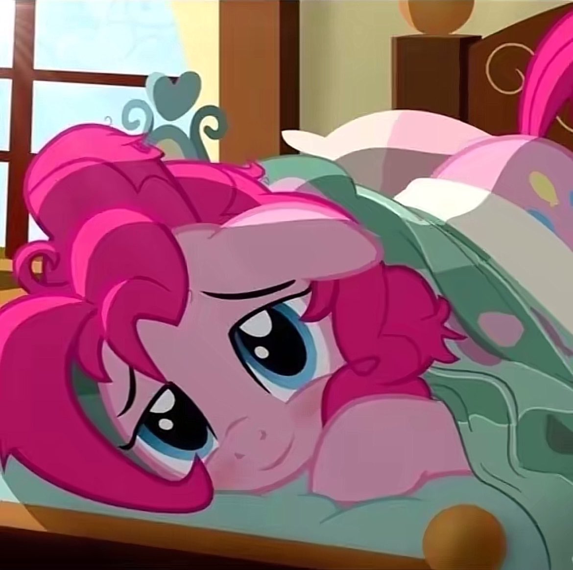 negiceohaha's tweet photo. i spent 100$ on ponies ill post pictures with them when they are delivered https://t.co/snc2kRSZ7p