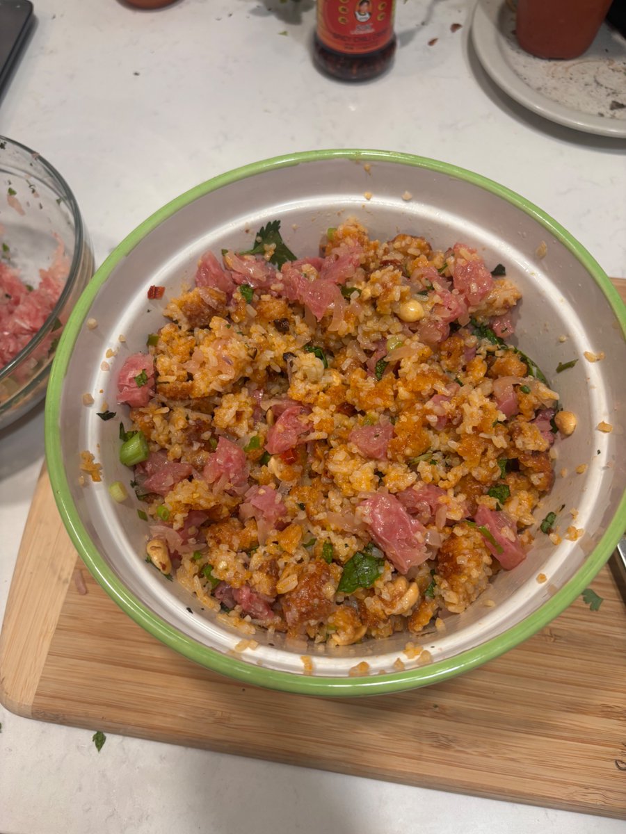 sarah_thordy's tweet photo. had a life altering dish at a Laotian restaurant a few weeks back so we tried to make it ourselves 🤓 Nam Khao (we laminated the recipe we are really about this shit) https://t.co/0YdBUw3E3h