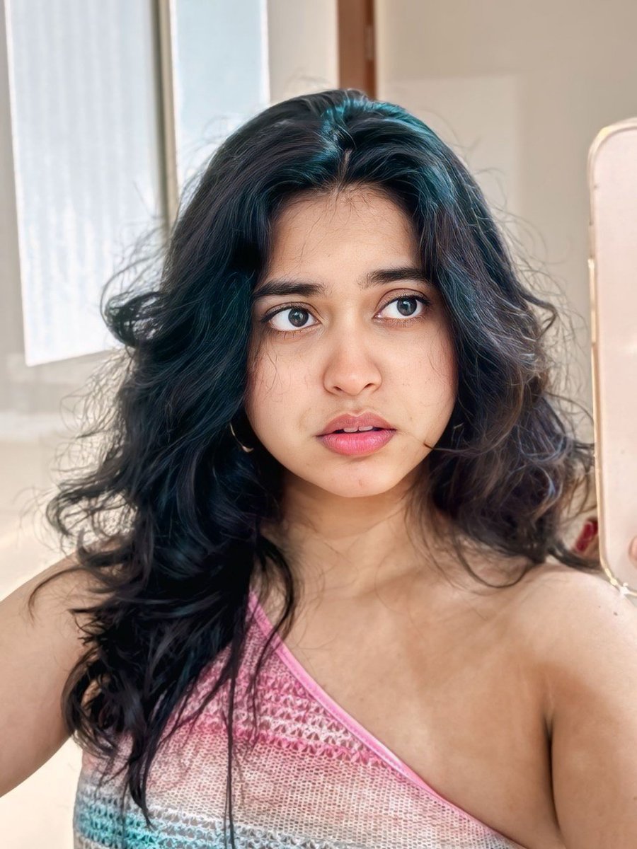 Userdeva7's tweet photo. Saloni Singh 🤩 https://t.co/JkaOaQrUuA