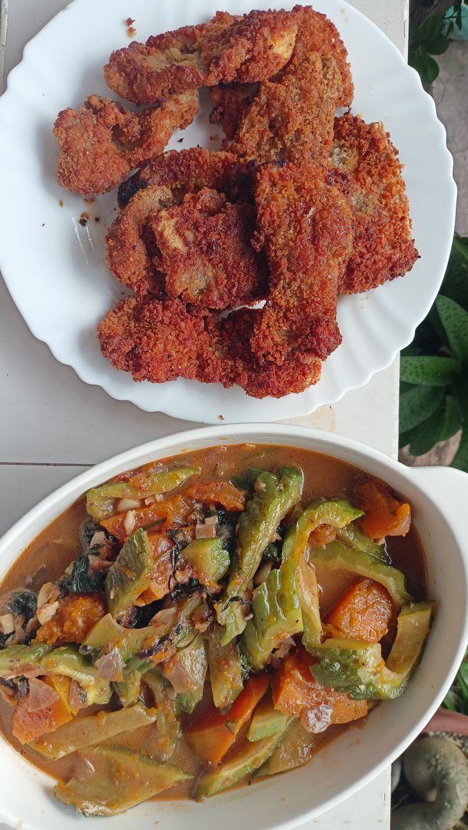 dierenpaul's tweet photo. lunch 🍽️ https://t.co/Fs0laqazvC