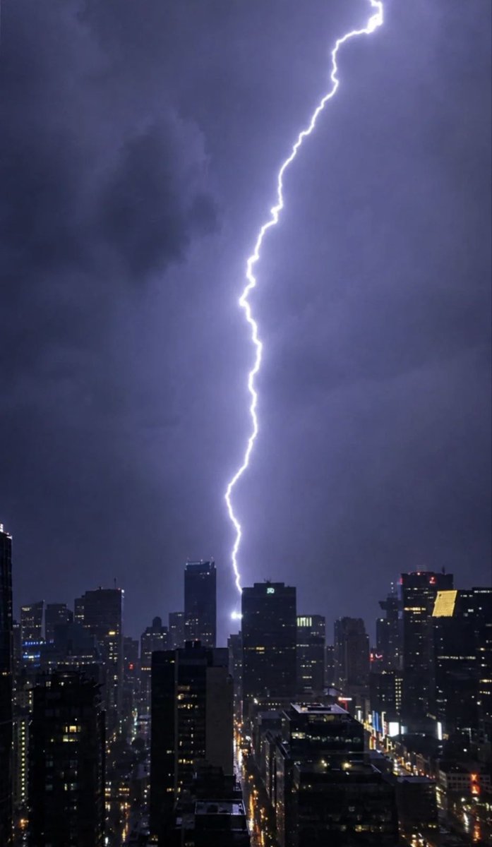 Count3D's tweet photo. Amazing purple lightning storm last night in Vancouver.  Never see anything like it! Few amazing photos (by u/No_Emphasis5998 u/CasuallyExplained) #Vancouver #purplelightning #lightningstorm https://t.co/pRzrywSD0P