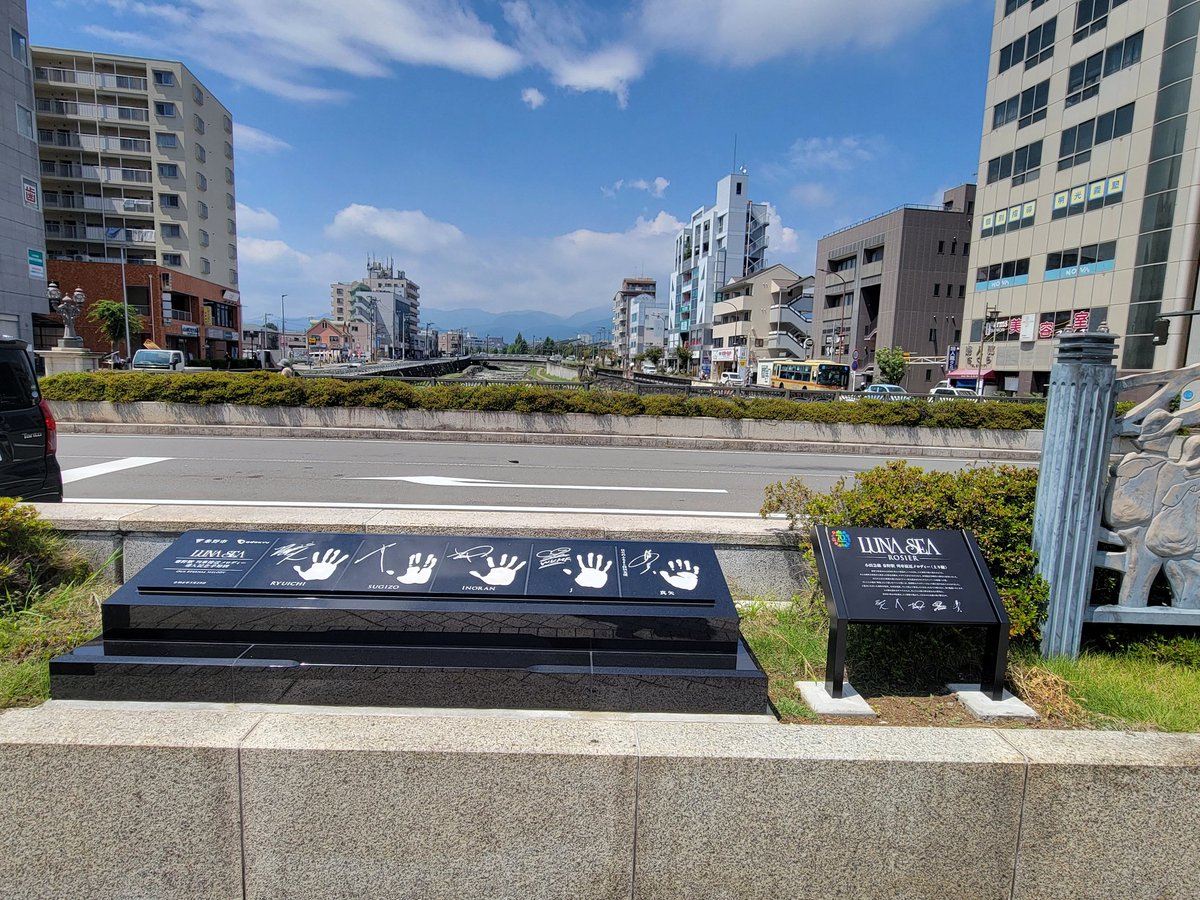 yoshiya6528's tweet photo. 関東から帰九するまえに
どうしても寄りたかった…！

初めて乗る小田急線が
大遅延してくれたけどギリギリ
拝むことができました。

#秦野 https://t.co/wyb7F1f2gy