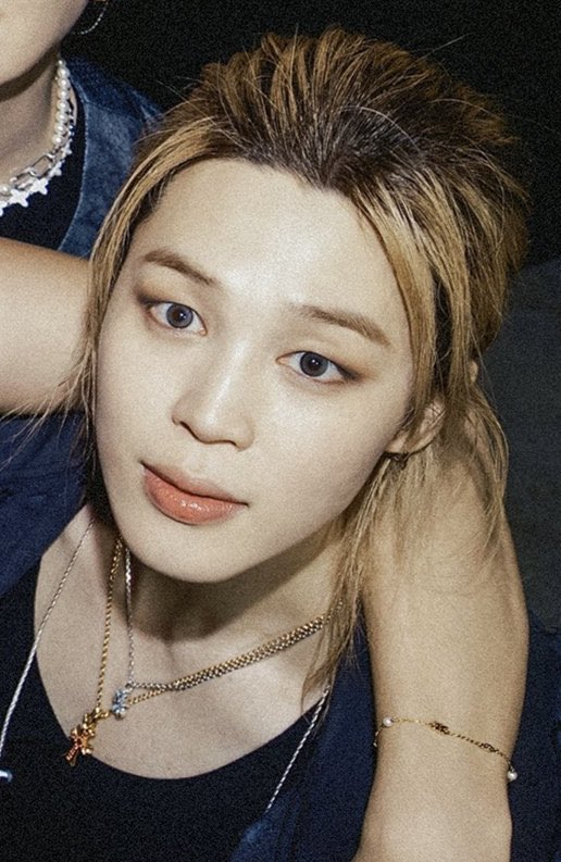 jeonanieee's tweet photo. GANDAAA 😭 https://t.co/brTqxMZ0EZ