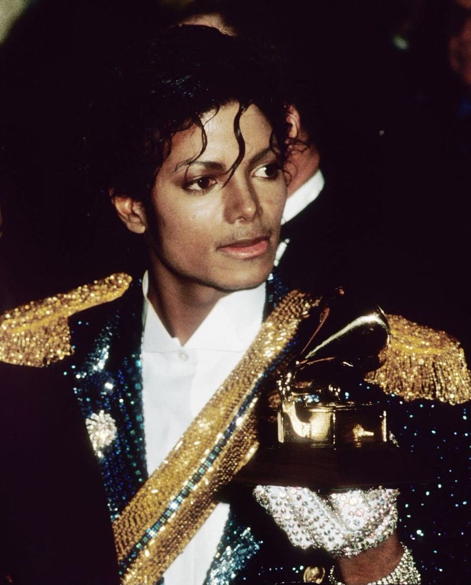 mjmusee's tweet photo. this day was just pure aura and he looked so damn good https://t.co/GiCY55YvYa