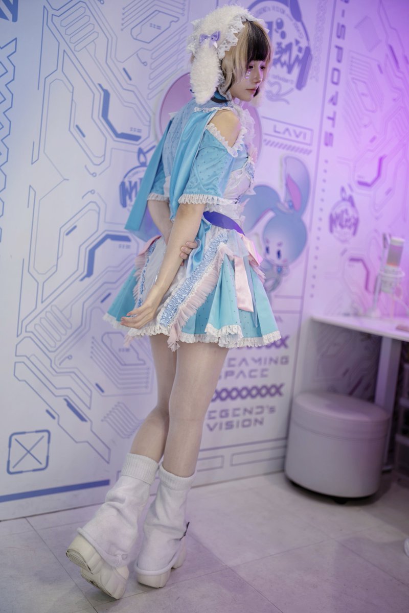manyo_chill's tweet photo. ライミのストッキングは自然な光沢で
脚をきれいに見せてくれるから
コスプレとかコンカフェにもおすすめっ
#pr #limerenceM https://t.co/Gk62yiAyvh