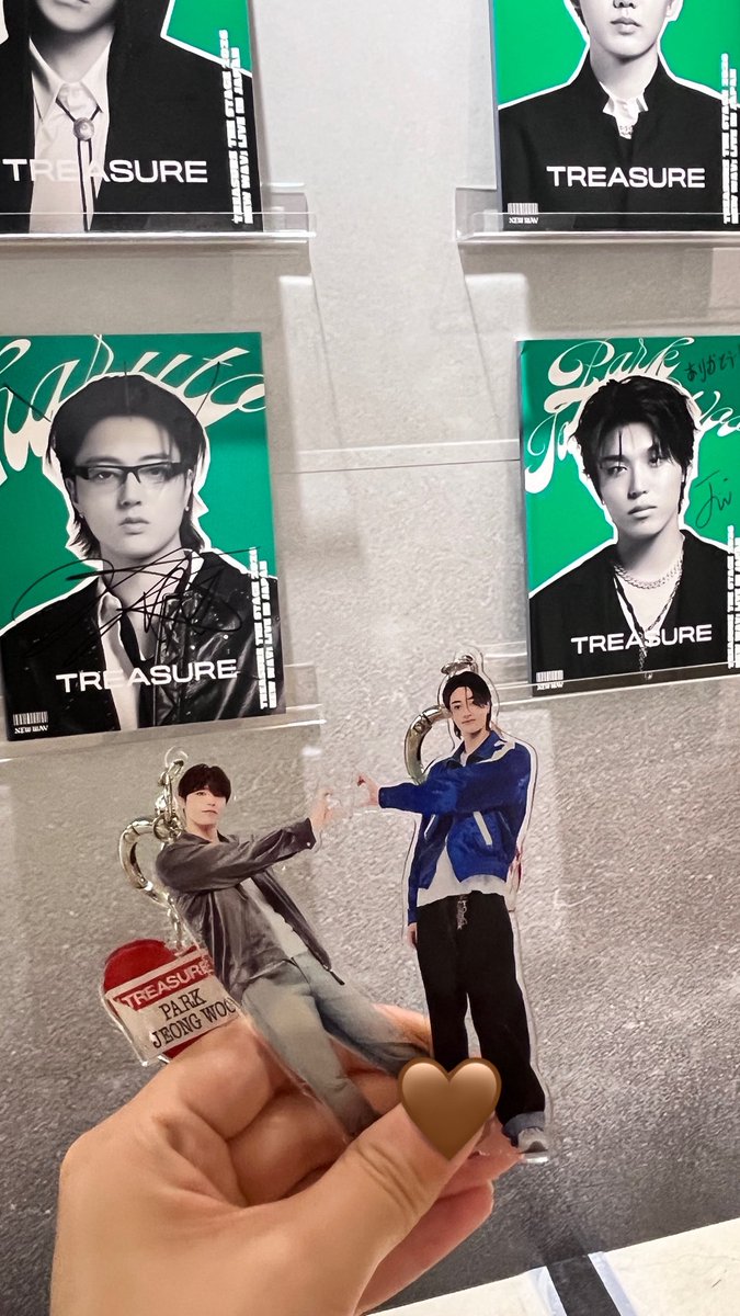 yang_gO02o's tweet photo. 💚🤎🫶🏻 https://t.co/f6NgPEA2fO
