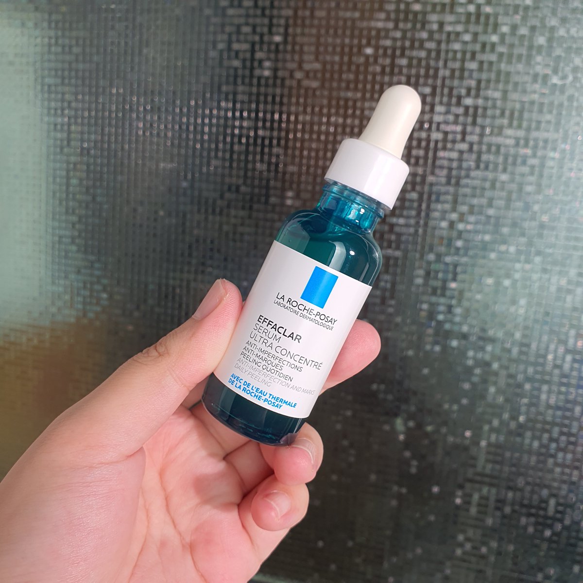 KaofangArea's tweet photo. หน้าเนียนสะใจ สิวเม็ดเป้ง สิวมีหัว สิวแดงๆ คืนเดียวแห้ง สะใจมาก Effaclar Serum ตัวดังของ La Roche-Posay ทำถึง 1 ในใจ กรดผลัดเซลล์ 3 ตัว และ Niacinamideเป็นสิวช่วงไหนต้องหยิบมาใช้ตลอด ช่วยเรื่องสลายสิวอุดตันโคตรดี แถมสิวไม่ขึ้นใหม่ สิวเก่าก็ดีขึ้น หน้าโคตรเนียน ลูบแล้วฟิน อยากกลาสสกินเคลียร์สิว แนะนำมากๆ