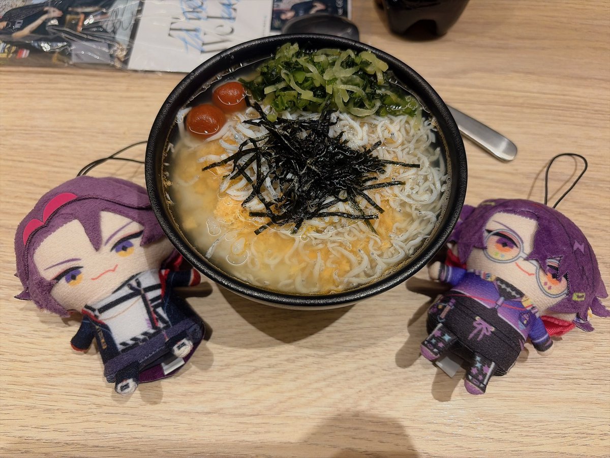 aidhi_esu's tweet photo. 2階チビでもめちゃくちゃ見やすいし
近隣ホテルの茶漬けがまじで美味かったし
時間潰す場所も割とあるし
スパが近くにあるので終演後即汗流せるの最高だったから大阪はぜひ毎回この箱使って欲しいわ〜。 https://t.co/rR4u6ei22P
