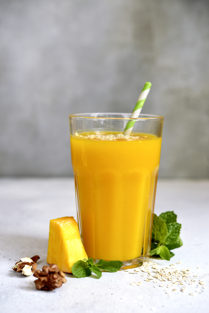 NPnpkPp's tweet photo. Testing the summer’s freshest ripe mango: sweet, juicy, zero stringiness—10/10 for smoothies or eating straight! ， https://t.co/jQUpaKMvOC