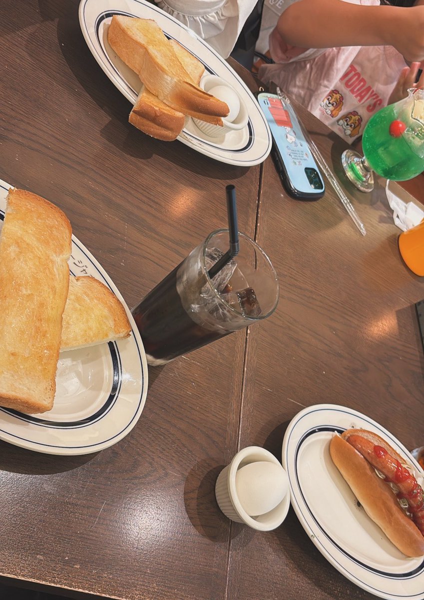sumika_blm's tweet photo. 懐かしメンとモーニング https://t.co/0TCxgEQNFF