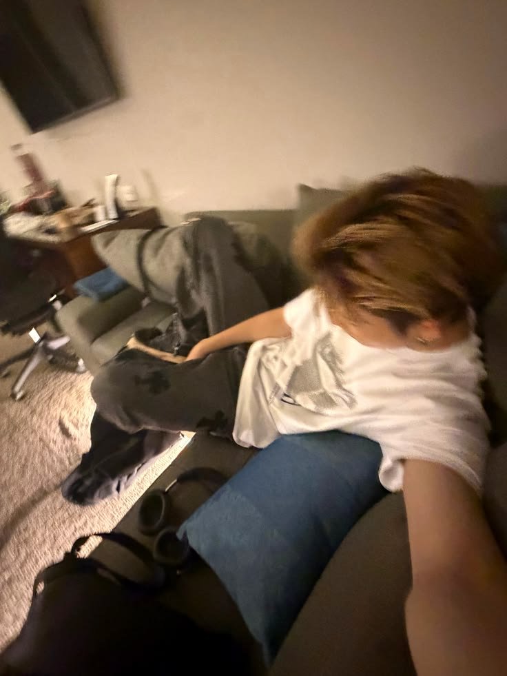 sajaksamasta's tweet photo. Sorry ー Heereun Canon Au🔞 (Part 9)
Written by Raya

Setelah tak bertukar sapa usai konflik yang sempat ditinggalkan, pada akhirnya Hee mulai memberanikan diri untuk kembali meminta maaf pada enam kekasihnya. Akankah usahanya berhasil? 

(Narration pair! Nikseung) https://t.co/ht2XTO2LrB
