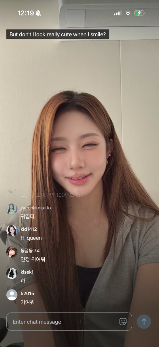 xiiinyus's tweet photo. xinyu reenacting Obsession in live right now i’m cryinggg https://t.co/1qojxubFPW