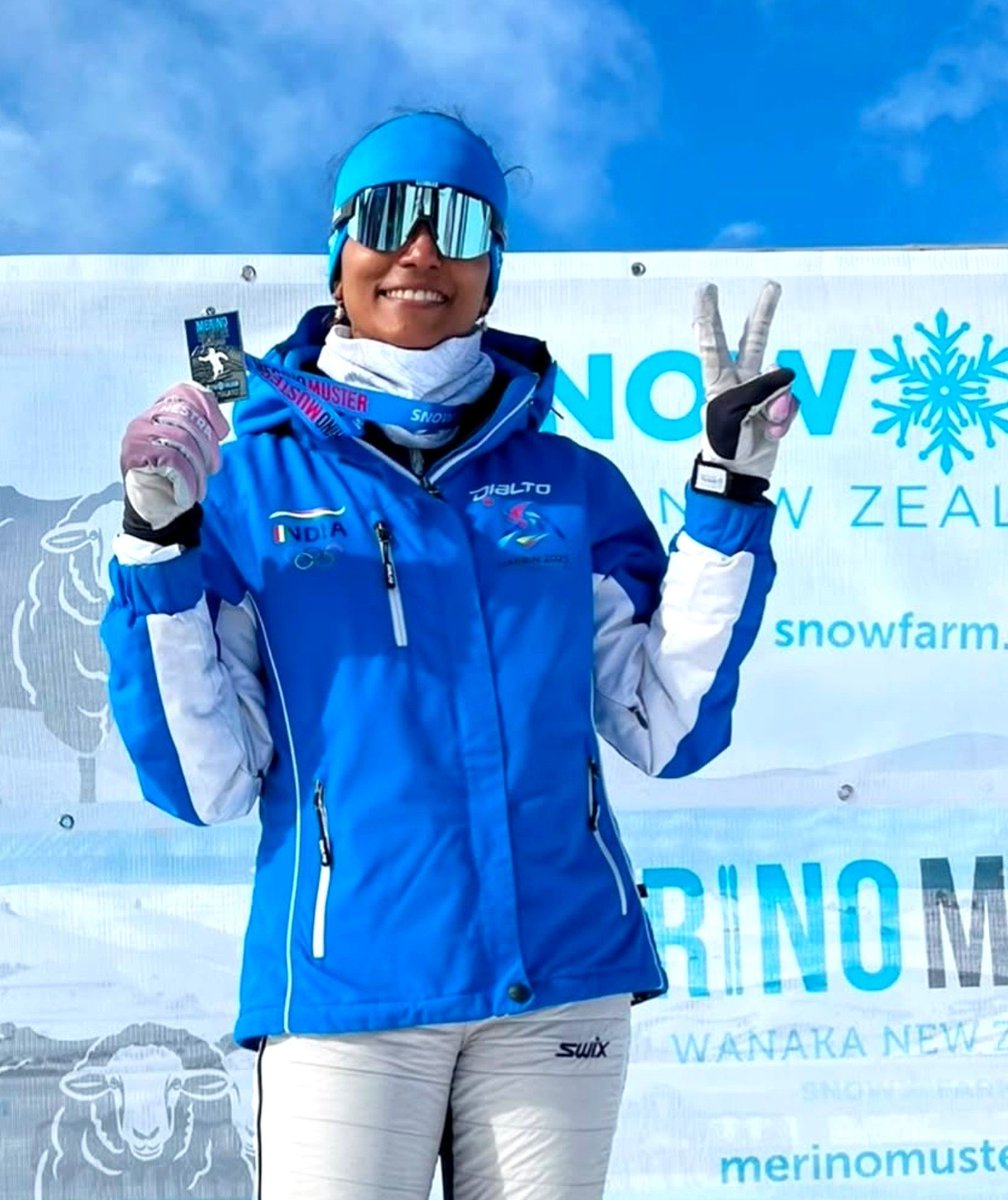 SportsArena1234's tweet photo. 🏂 HISTORIC FEAT 🚨

Bhavani Thekkada, who is India's first woman to win Int'l Cross Country Skiing medals, has unlocked another feat 🇮🇳

Clocked 1:34:37.89 in 21km long distance Snow Rake at Merino Muster, 🇳🇿 (Worldloppet)

- 2nd in U35 age group
- Overall 27th/100
- 12th best female
- Best female in age group