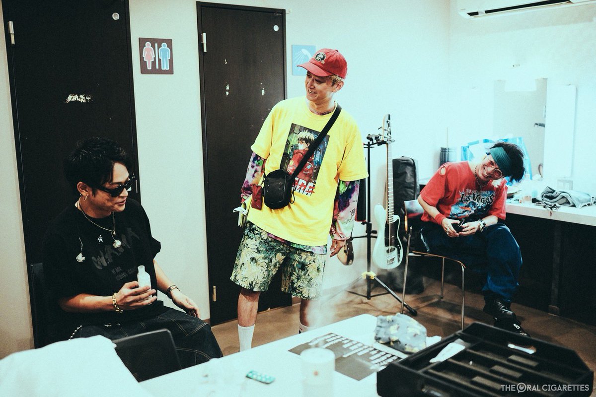 onotkm3's tweet photo. サングラスしてる山中拓也さんはオーラがありすぎて緊張します、からの、新しいイジりするなや、からの、かちかちかちかちの図

河島遼太郎さま素敵写真ありがとうございます❤️‍🔥
📸 @ryotalaw https://t.co/Mnrboo5owF