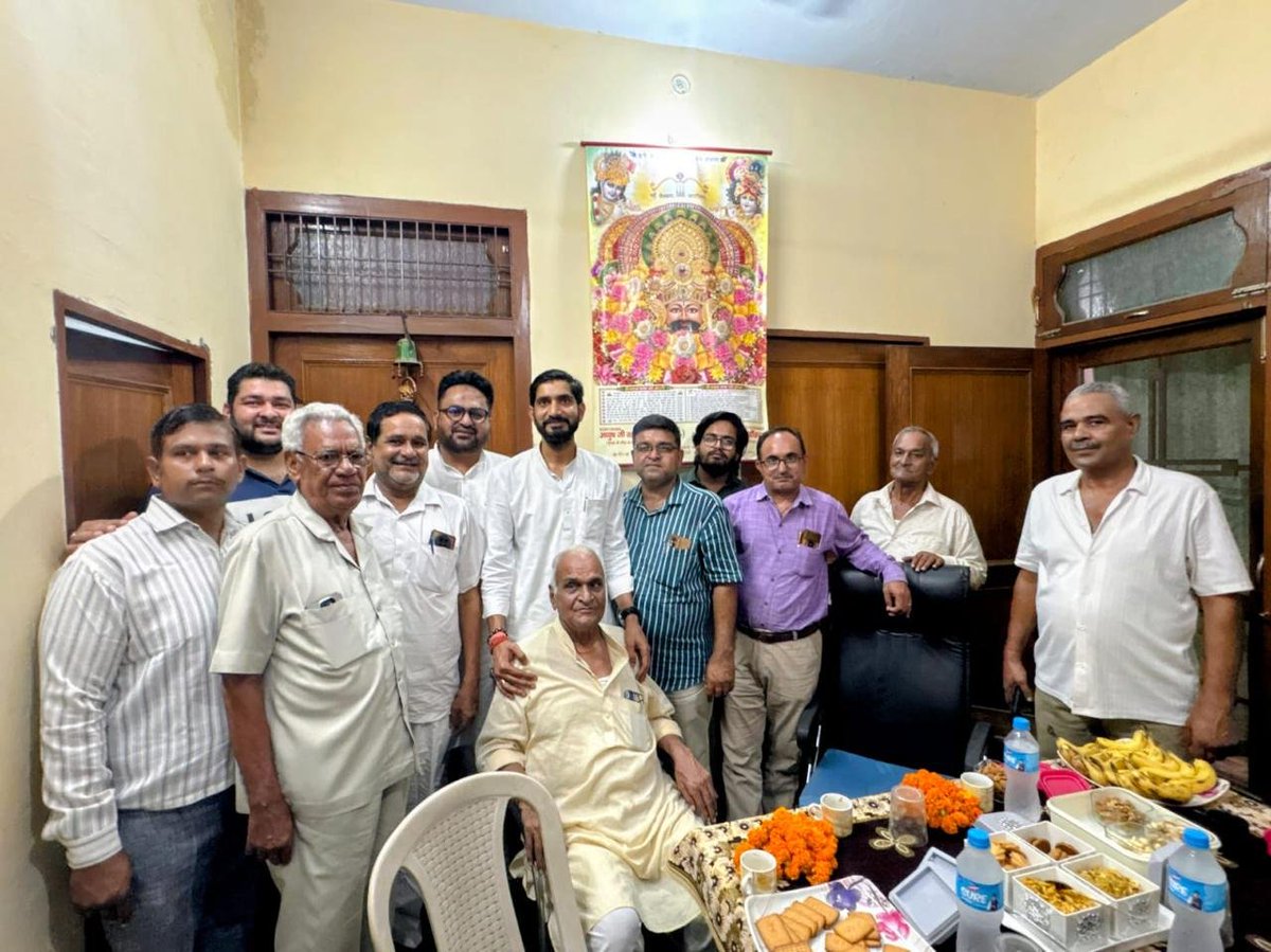 socialistaditya's tweet photo. बदायूं में आयोजित विभिन्न सामाजिक एवं राजनीतिक कार्यक्रमों में सहभाग कर क्षेत्रवासियों व सम्मानित कार्यकर्ताओं से आत्मीय भेंट की। जनहित के मुद्दों पर संवाद कर समस्याओं व सुझावों को जाना। जनता के सुख-दुःख में साथ खड़ा रहना और विकास के लिए निरंतर प्रयासरत रहना मेरा संकल्प है। https://t.co/IJ08WIjsAm