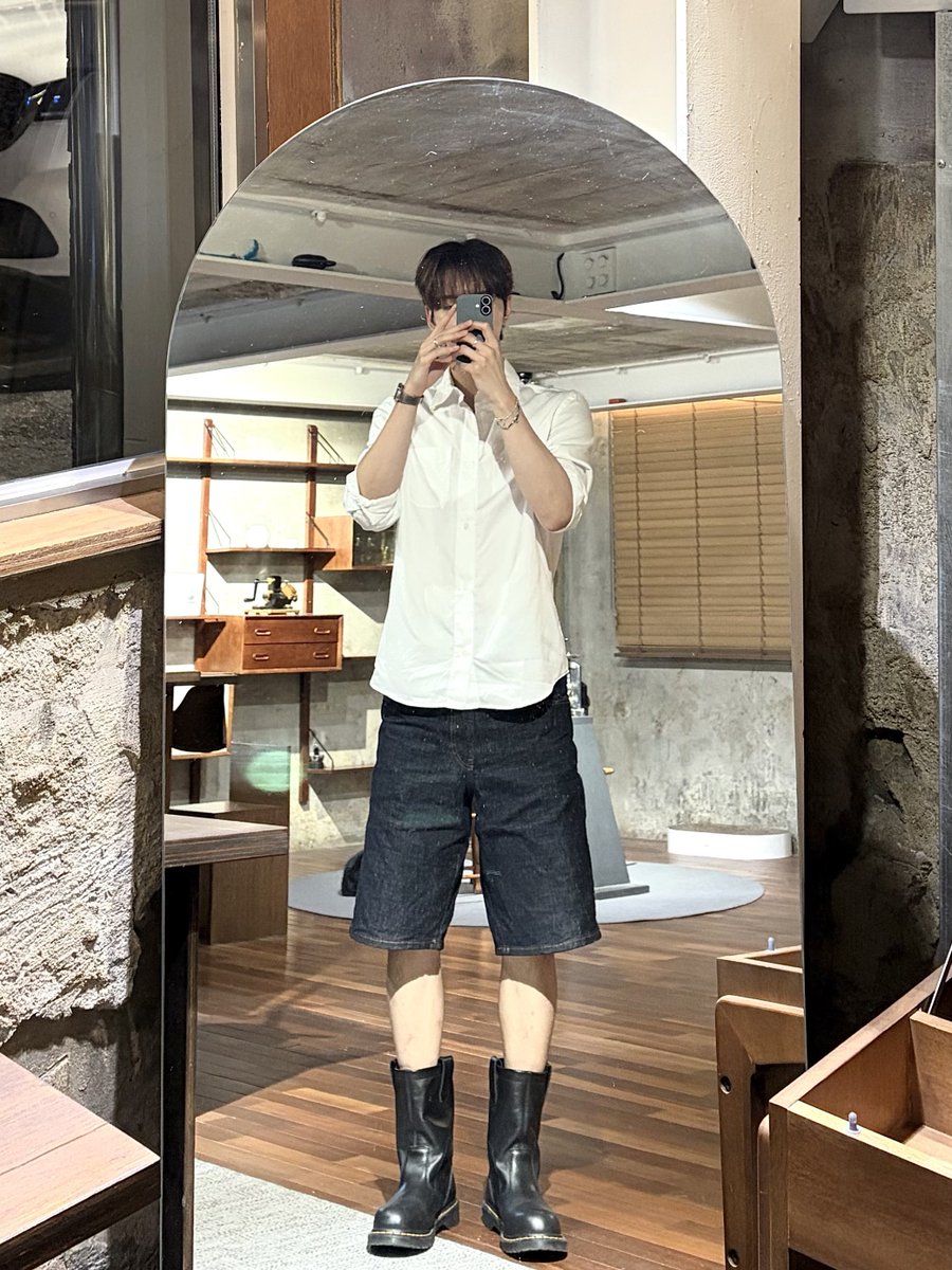 butterguinea's tweet photo. 분명 오승민과 나 둘중 하나는 사람이 아님 https://t.co/QurjMaavRe