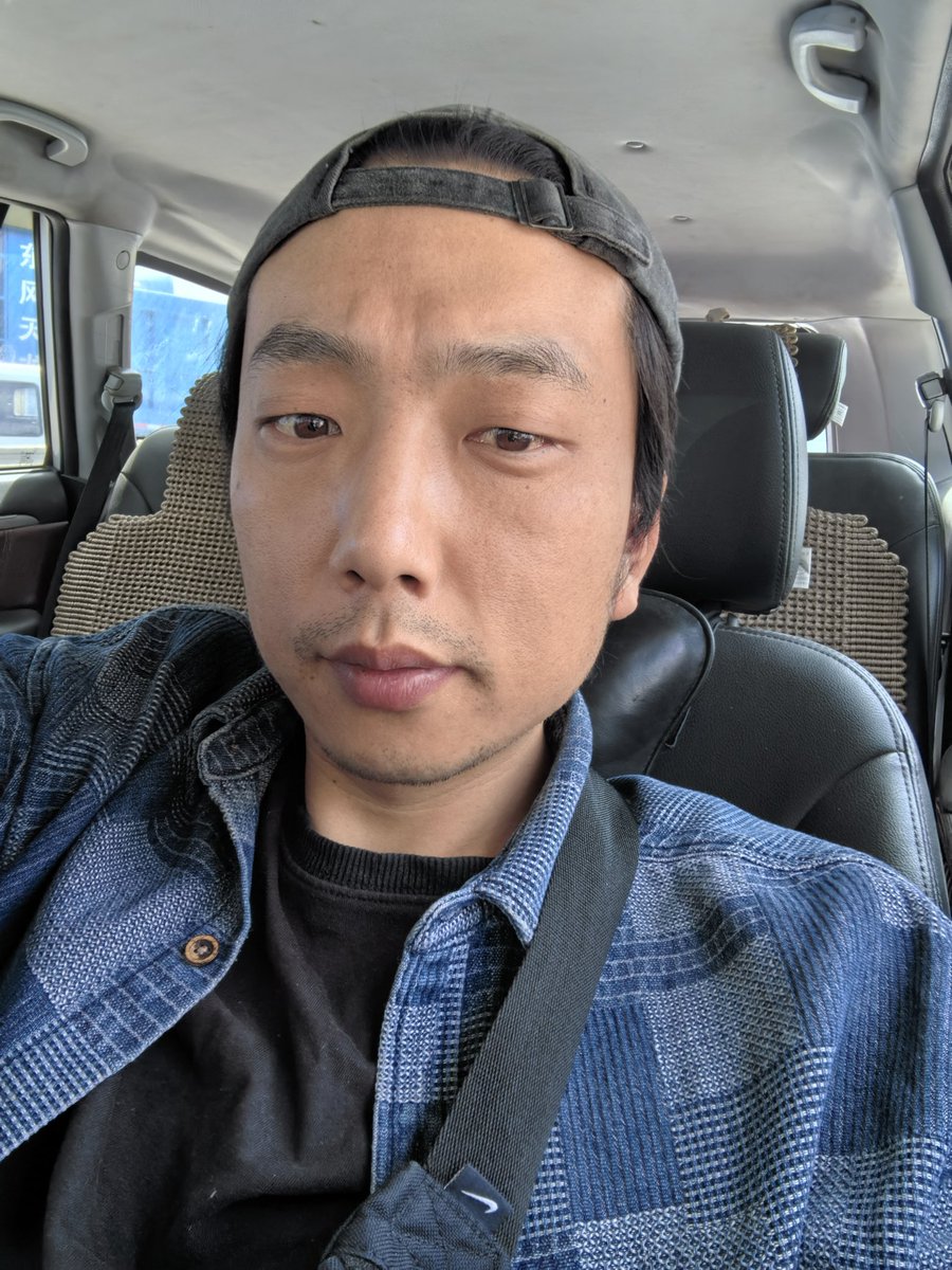 manshow1024's tweet photo. 来昌都三个月了，没理发也变样了。 https://t.co/NrUkUkvLIO